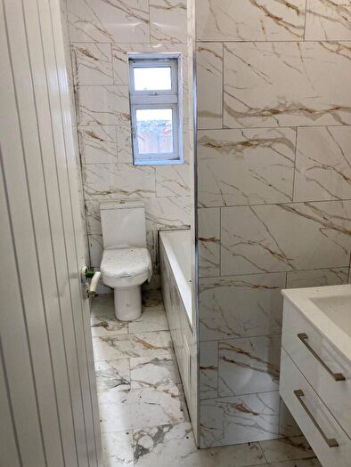 2 Bedroom Flat To Rent In Lordship Lane, London, SE22