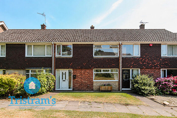 3 Bedroom Terraced House For Sale In Moorfield Court, Stapleford, NG9