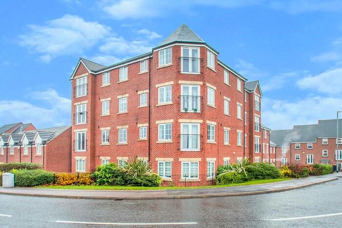 2 Bedroom Flat To Rent In New Forest Way, Leeds, West Yorkshire LS10