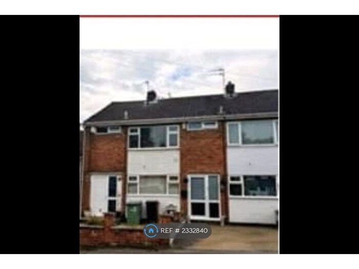 3 Bedroom Terraced House To Rent In Burgass Road, Nottingham, NG3