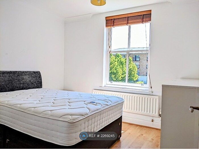 1 Bedroom Flat To Rent In Bentham House, London, SE1