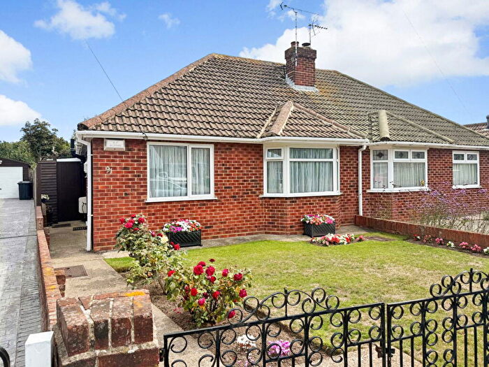 2 Bedroom Semi-Detached Bungalow For Sale In Northwood Road, Broadstairs, CT10