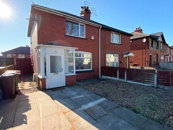 2 Bedroom Semi-Detached House To Rent In Manchester Road, Kearsley, Bolton, BL4