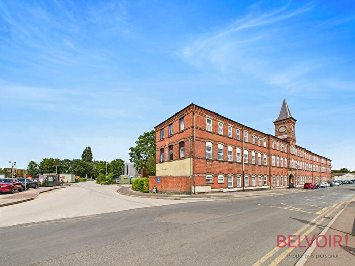1 Bedroom Flat For Sale In Leen Court, Nottingham, NG7