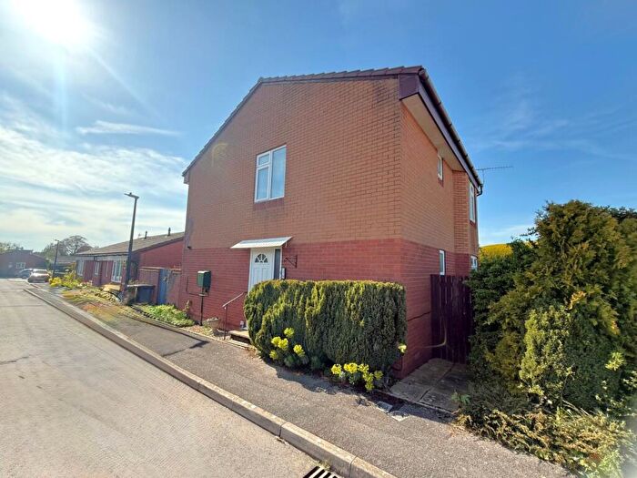 1 Bedroom Apartment For Sale In Summerlands, Backwell, BS48