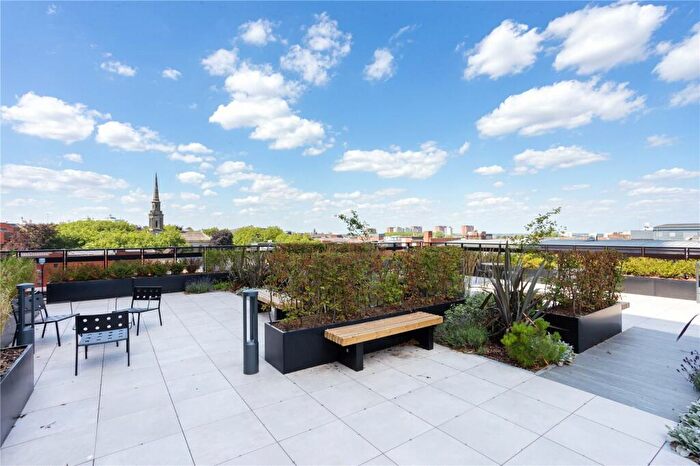 2 Bedroom Apartment To Rent In Setl Apartment, Ludgate Hill, Birmingham, West Midlands, B3