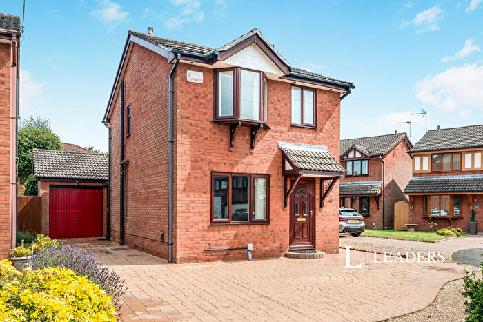 3 Bedroom House To Rent In Hereford Avenue, Great Sutton, Ellesmere Port, CH66