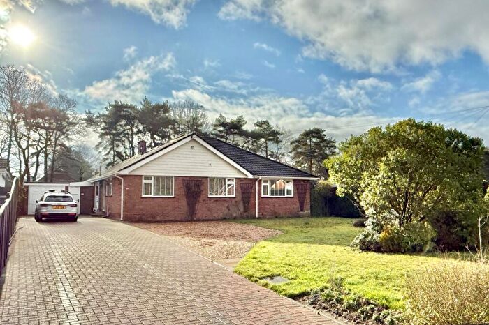 4 Bedroom Bungalow For Sale In Webbs Close, Ashley Heath, BH24
