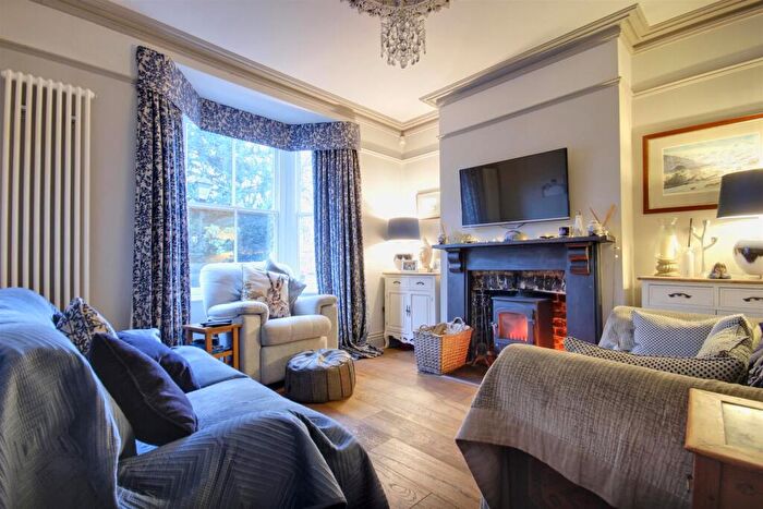 3 Bedroom Terraced House For Sale In Woodlands, Beverley, HU17