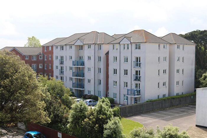 1 Bedroom Retirement Property For Sale In Beach Road, Weston-Super-Mare, BS23