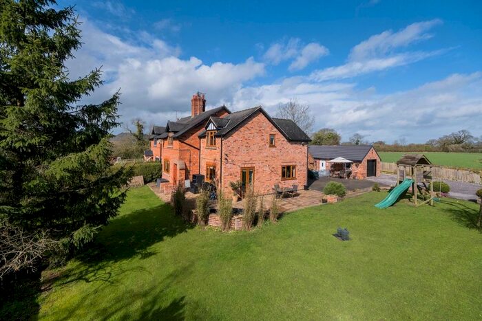 4 Bedroom Semi-Detached House For Sale In Wrexham Road, Ridley, Tarporley, CW6