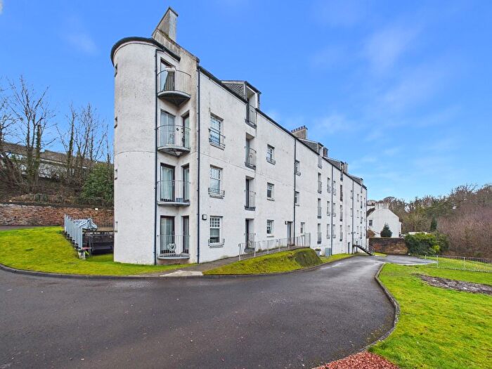2 Bedroom Flat For Sale In Station Road, Blantyre, South Lanarkshire, G72