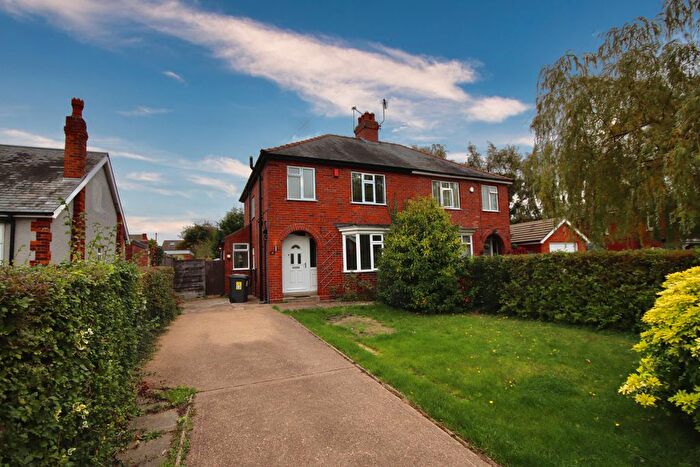3 Bedroom Semi-detached House For Sale In Washingborough Road, Heighington, LN4