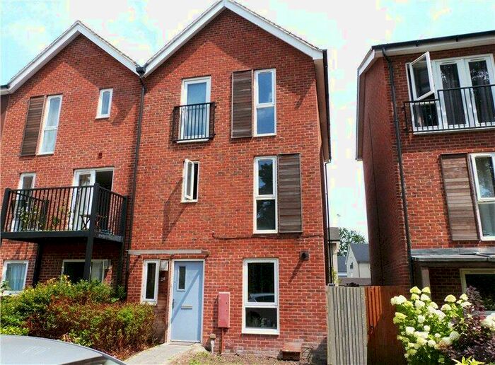 4 Bedroom End Of Terrace House To Rent In Halifax Road, The Parks, Bracknell, Berkshire, RG12