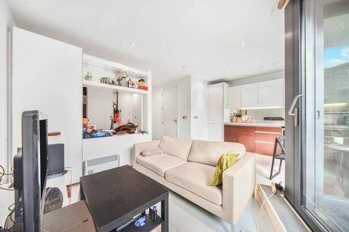 Studio To Rent In Baltimore Wharf, London, E14