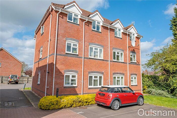 1 Bedroom Apartment For Sale In Button Drive, Bromsgrove, Worcestershire, B61