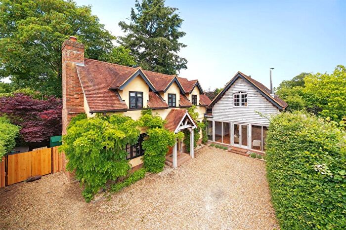 5 Bedroom Detached House For Sale In London Road, Liphook, Hampshire, GU30