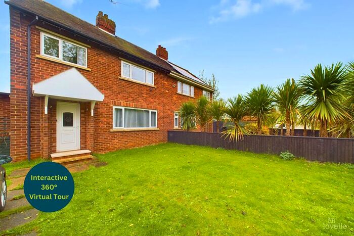 3 Bedroom Semi-Detached House For Sale In Abbeygarth Villas, Goxhill, North Lincolnshire, DN19