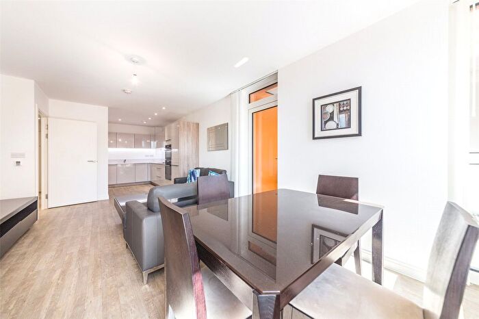 1 Bedroom Flat To Rent In Poldo House, Cable Walk, London, SE10