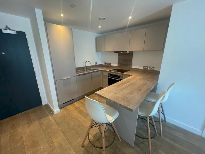 2 Bedroom Flat To Rent In The Priory Queensway, Birmingham, B4