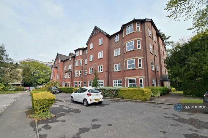 2 Bedroom Flat To Rent In Tall Trees, Manchester, M20