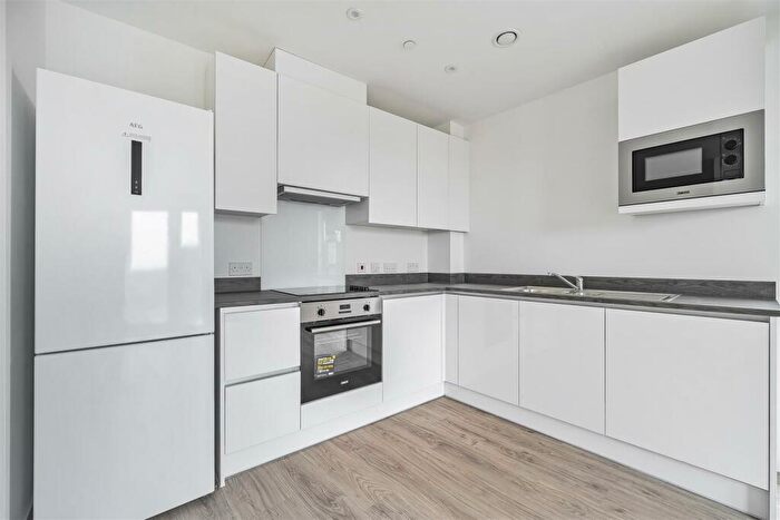 2 Bedroom Apartment To Rent In Belgrave Village, Birmingham, B12
