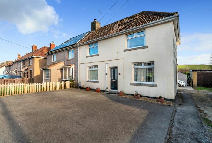 3 Bedroom Semi-Detached House For Sale In Kilmersdon Road, Radstock, Somerset, BA3