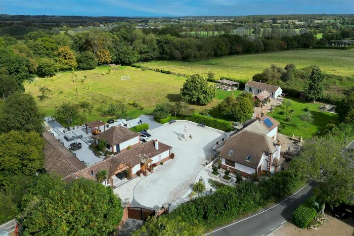 6 Bedroom Detached House For Sale In Hay Green Lane, Hook End, Brentwood, CM15