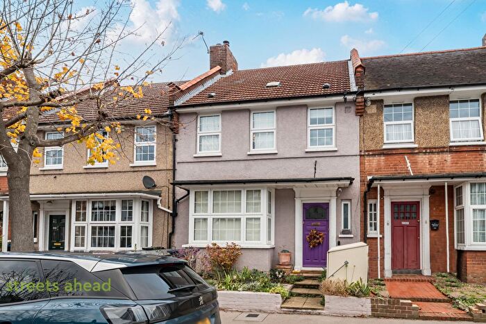 3 Bedroom Terraced House For Sale In Baring Road, Croydon, CR0