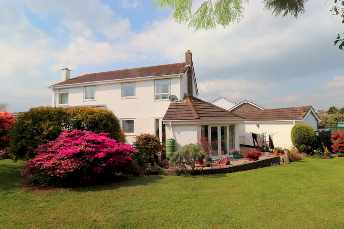 4 Bedroom Semi-Detached House For Sale In Kimberley Foster Close, Crafthole, Torpoint, PL11