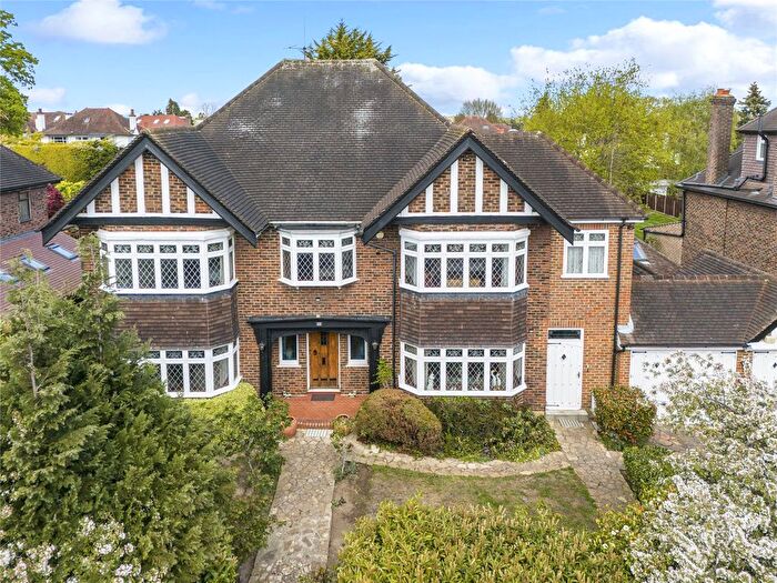 5 Bedroom Detached House For Sale In Pine Walk, Surbiton, KT5