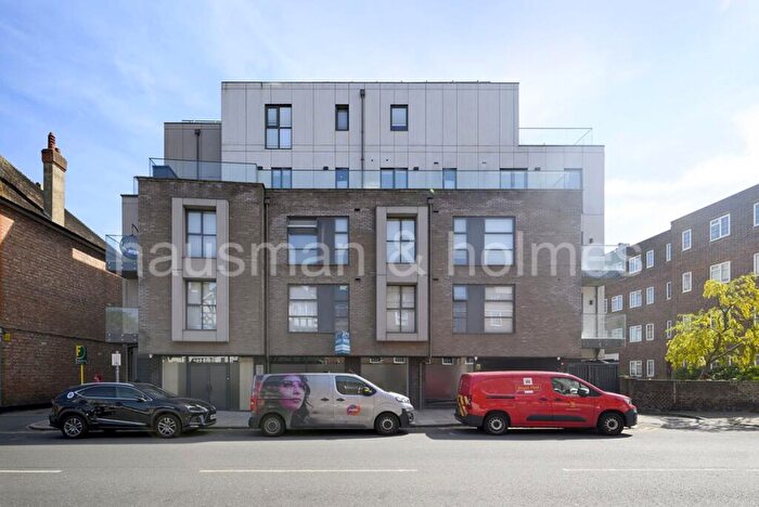 2 Bedroom Flat To Rent In Brent Street, Hendon, NW4