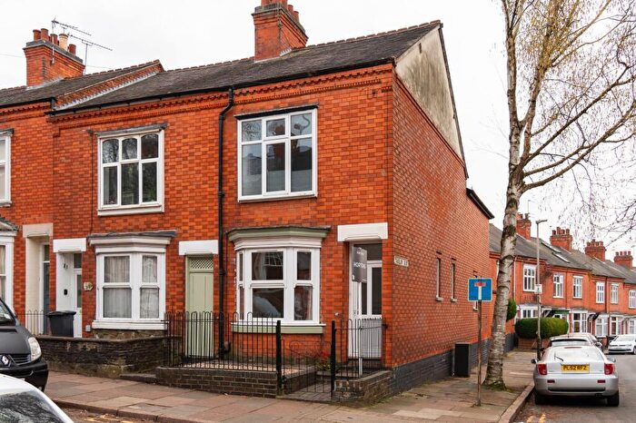 3 Bedroom End Of Terrace House For Sale In Lorne Road, Clarendon Park, LE2