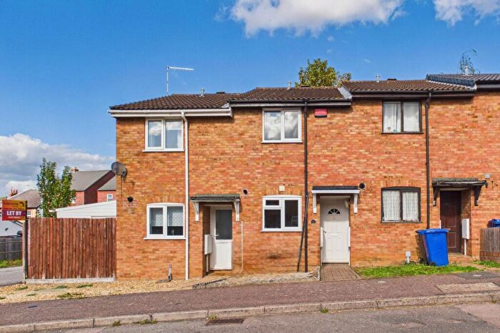 2 Bedroom Terraced House For Sale In Southgate Drive, Towcester, NN12