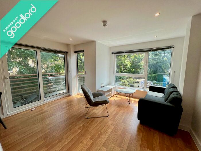 2 Bedroom Flat To Rent In Rusholme Place, Manchester, M14