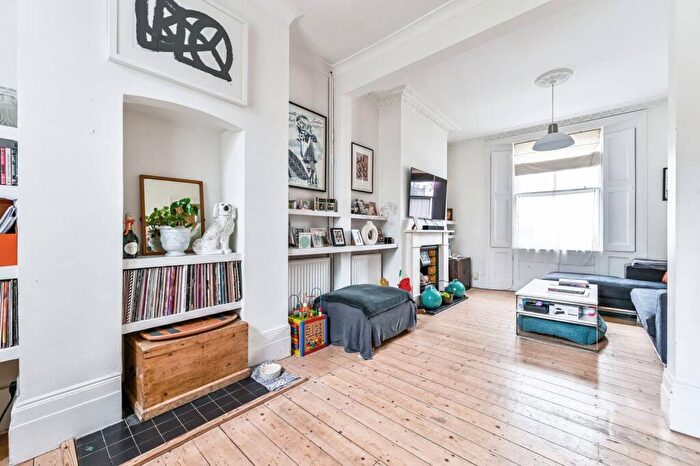 4 Bedroom Terraced House For Sale In Willes Road, Kentish Town, Camden, London, NW5