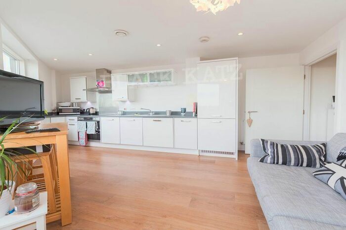 1 Bedroom Flat To Rent In Banister Road, London, W10
