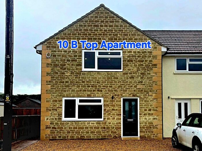 2 Bedroom Flat To Rent In Park Road, Stonehouse, GL10