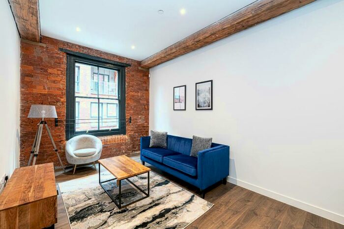 2 Bedroom Apartment To Rent In Flat, Printing Press House, School Street, M4