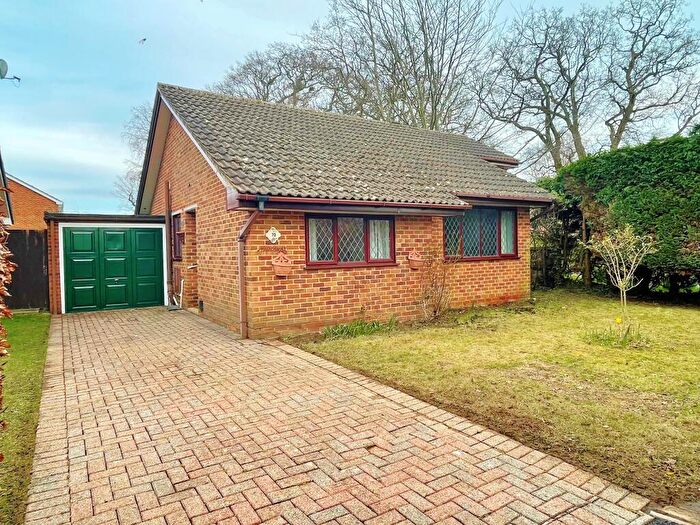 3 Bedroom Detached Bungalow For Sale In Forest Edge, Fawley, SO45