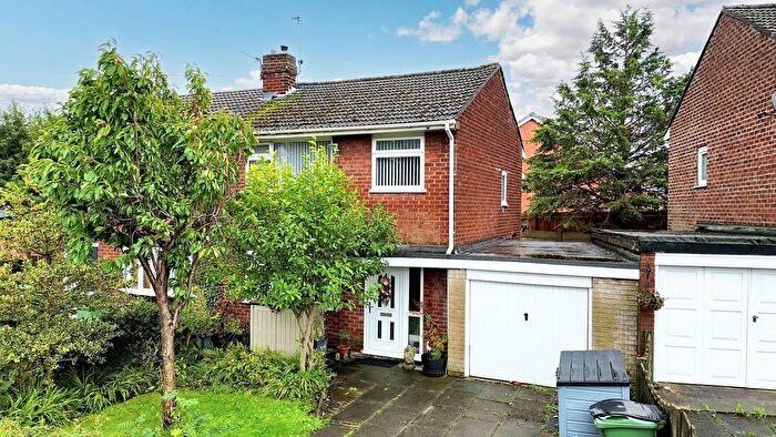 3 Bedroom Semi-Detached House For Sale In Fleet Lane, St. Helens, WA9