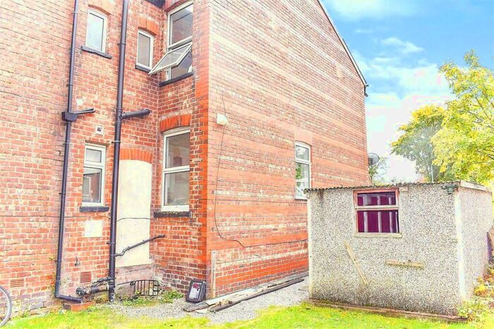 5 Bedroom Semi-Detached House To Rent In Derby Road, Fallowfield, Manchester, M14