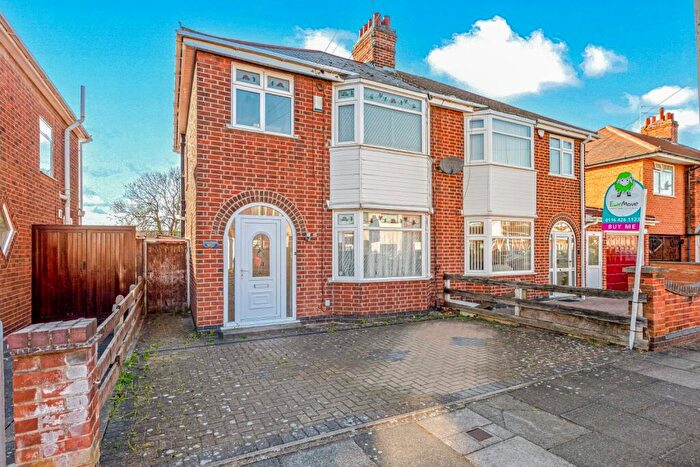 3 Bedroom Semi-Detached House For Sale In Strathmore Avenue, Leicester, Leicestershire, LE4