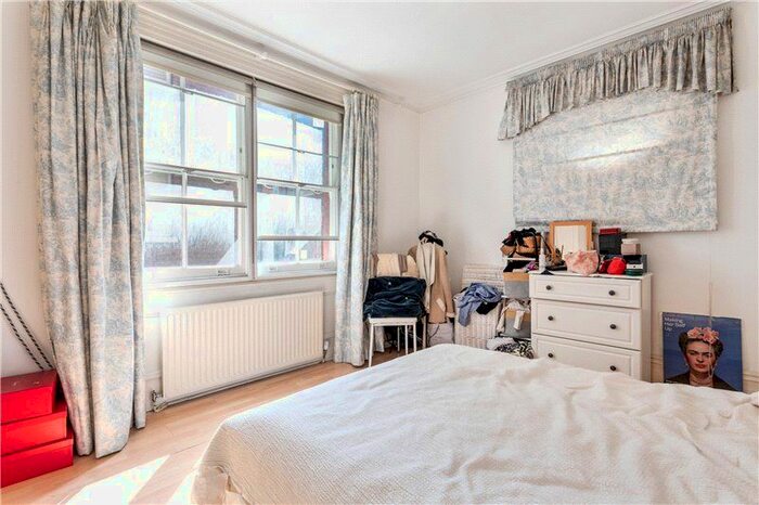 1 Bedroom Flat For Sale In Rosary Gardens, South Kensington, SW7