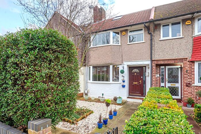 4 Bedroom Terraced House For Sale In Berwick Crescent, Sidcup, DA15