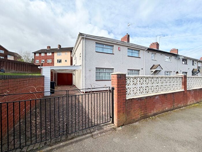 4 Bedroom End Terrace House For Sale In Jasmine Road, Dudley, DY2