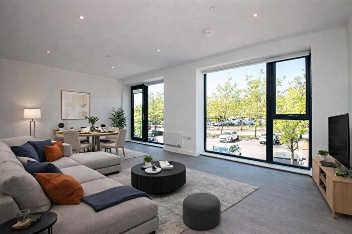 2 Bedroom Flat To Rent In Silbury Boulevard, Milton Keynes, MK9