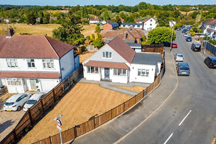 4 Bedroom Bungalow For Sale In Brocket Road, Welwyn Garden City, Hertfordshire, AL8