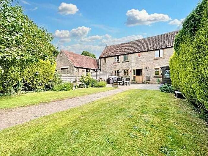 2 Bedroom Cottage For Sale In Saffron Cottage, Barn Court, Kirkby In Ashfield, NG17