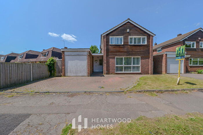 4 Bedroom Detached House For Sale In Sunnydell, St. Albans, AL2